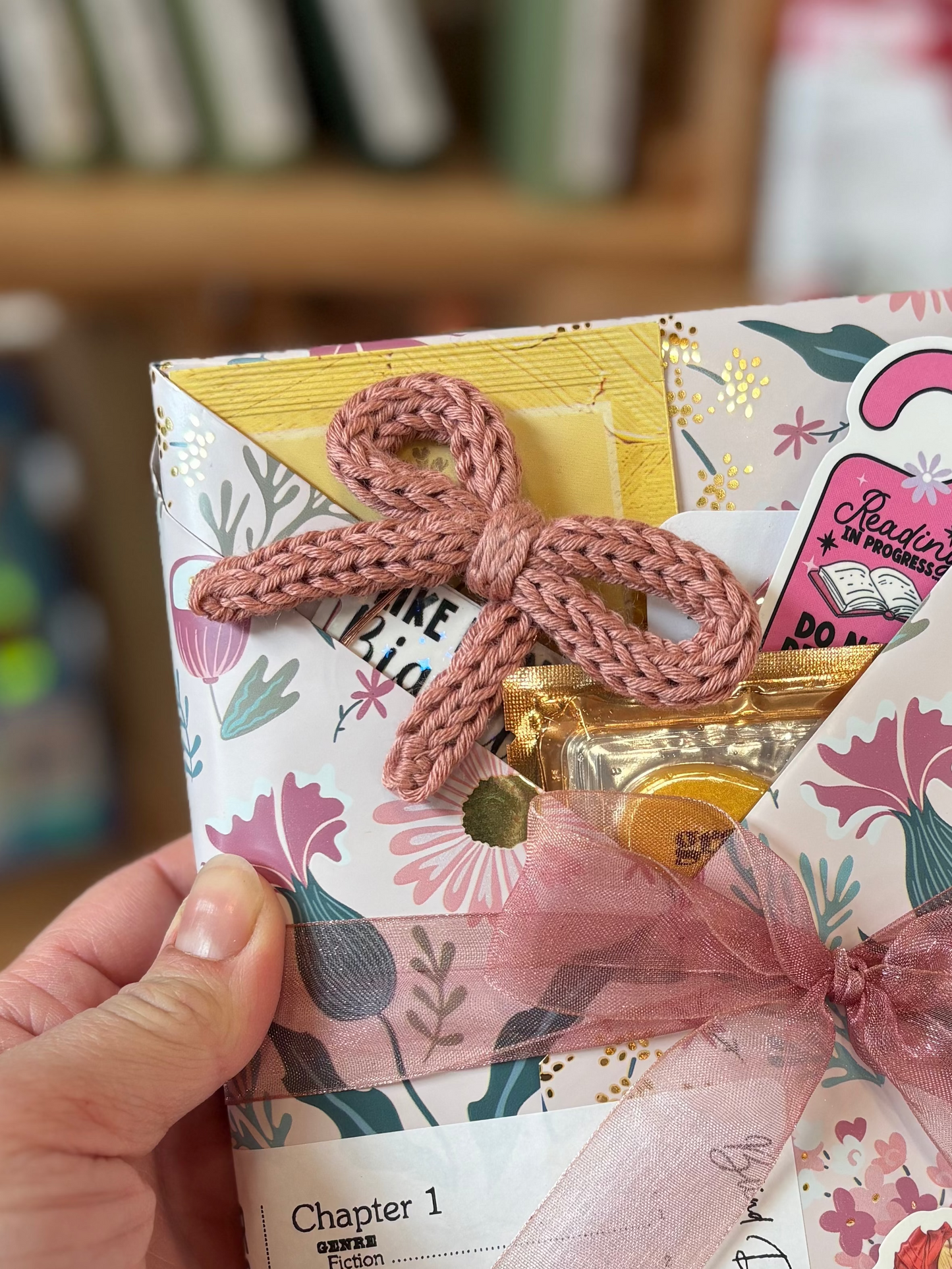 Knit Bow Bookmarks